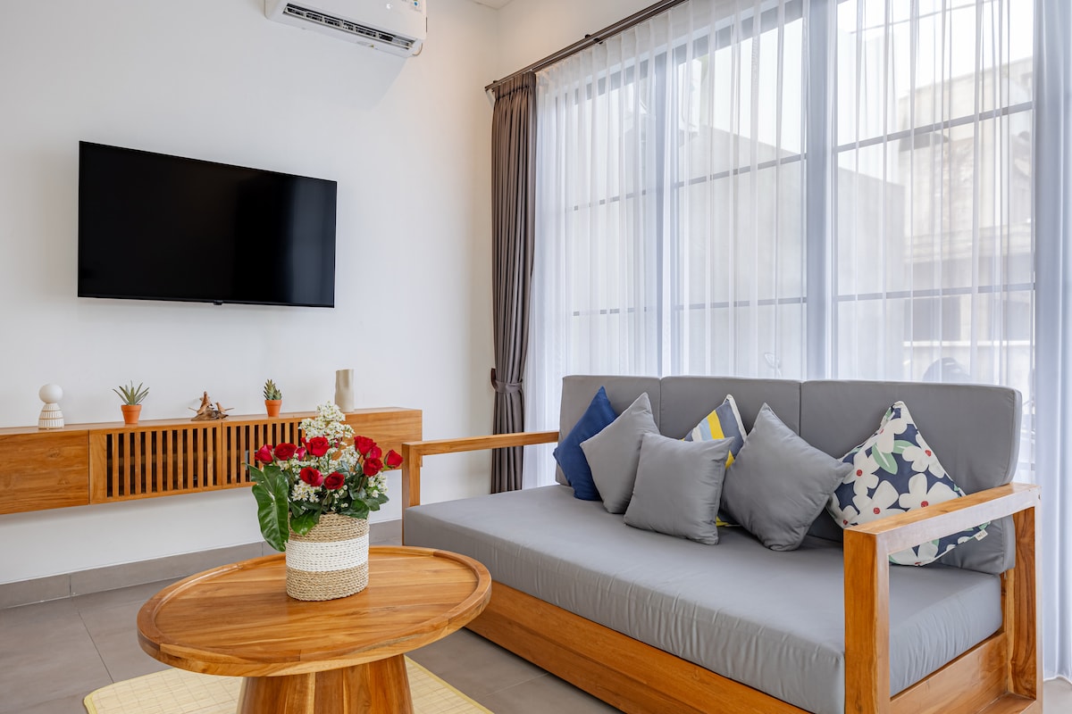 Home in Nusa Dua · 1 bedroom · 1 bed · 1.5 private baths, comparabile Airbnb