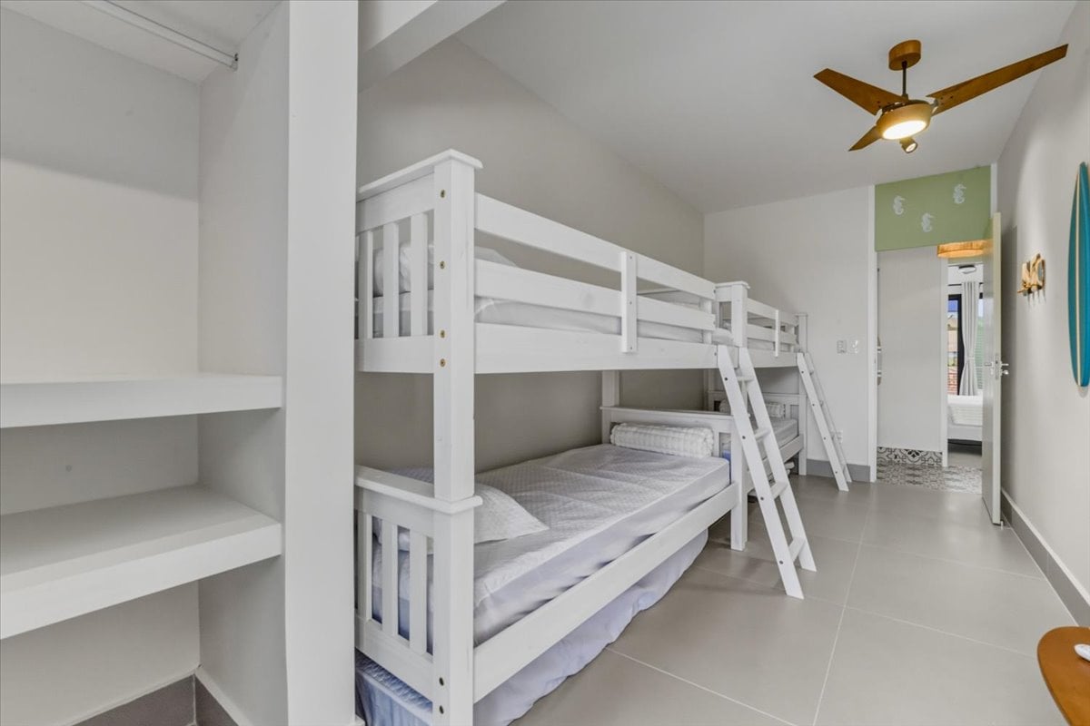 2 bunk beds with 88x188cm beds
Air-conditioned