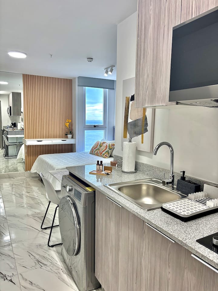 Moderno Mini Loft · Vista Al Mar Y Rooftop Gourmet - Panamá