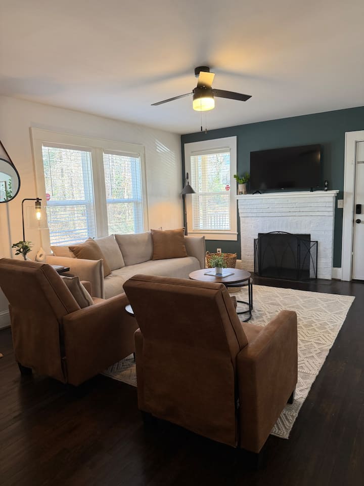 Charming Private Bungalow~ 10 Min To Dt Greenville - 시티 뷰
