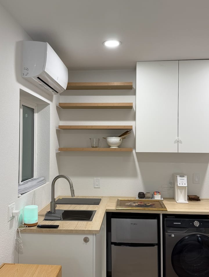 Bonita Nest, Guest Suite + Private Outdoor Space - San Diego, CA