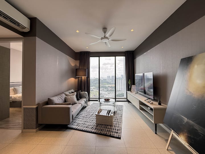 Millerz Lux 2br W Bathtubs N 65" Tv | Coway #40 - Kuala Lumpur