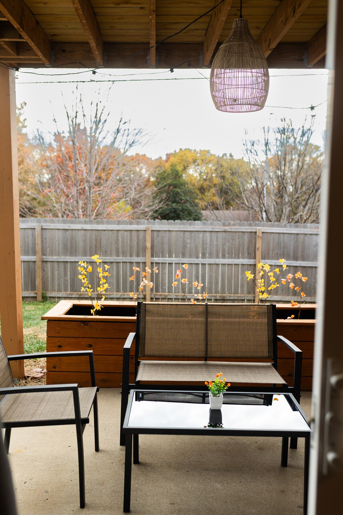 Spacious basement suite with private bathroom! - Houses for Rent in ...
