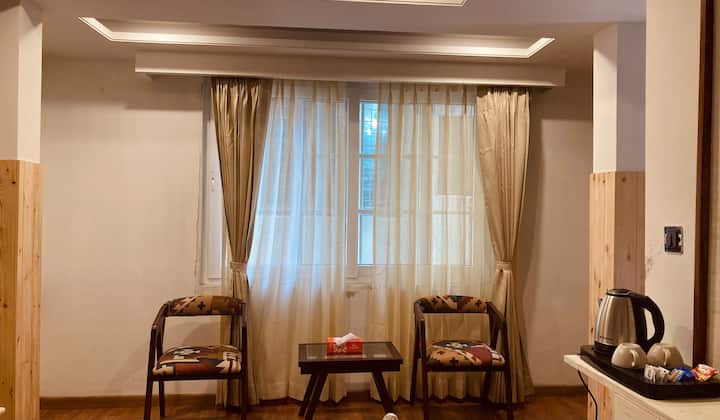 Naina Lodge (Brown Room-1st Floor) - Nainital