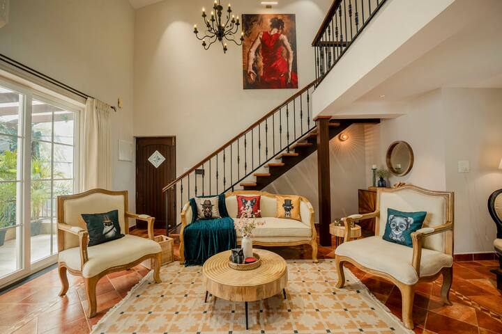 Living room image 10