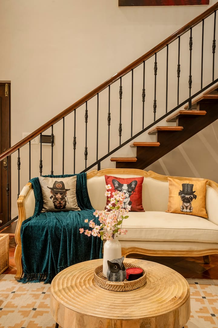 Living room image 8