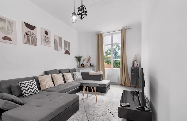 Luxe & Big 3 Beds-5 Min Walk Cannes Croisette - Cannes