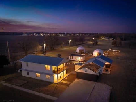 Golfer’s Oasis • • Closest to WinStar