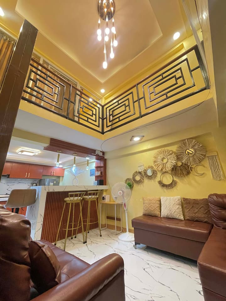 Cozy Glasshouse Loft - Bolinao