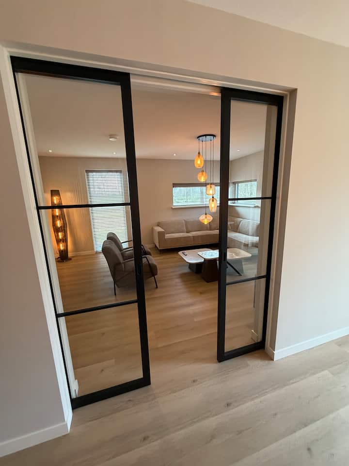 Luxe Vrijstaande Villa 6 Personen Jacuzzi & Sauna - Friesland