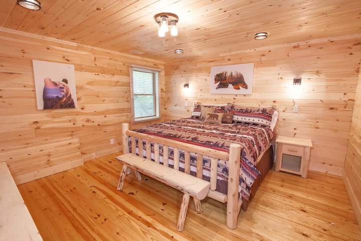 [BDR #3] Wood-Paneled Haven...just because you deserve a sound sleep