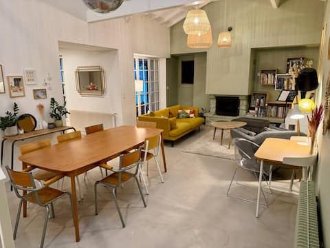 House full of charm in the heart of the Monts d'Or