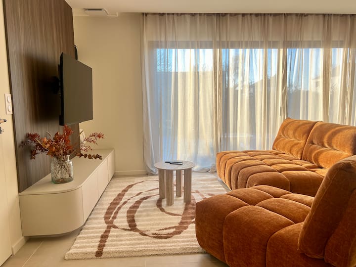 Maison, Proche Orléans Co’met, Piscine & 5 Suites - Orléans