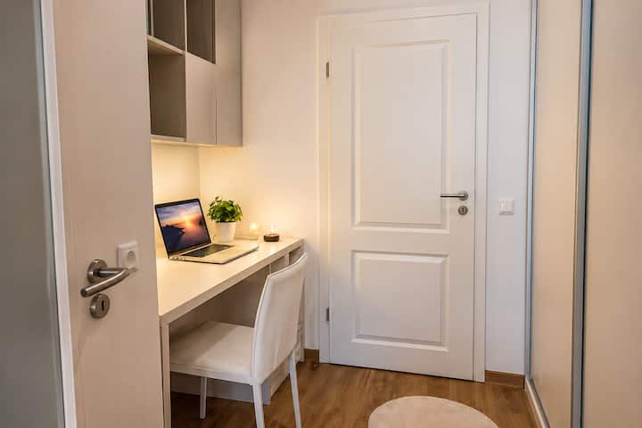 Elegant Apartment with Parking - kuzhina