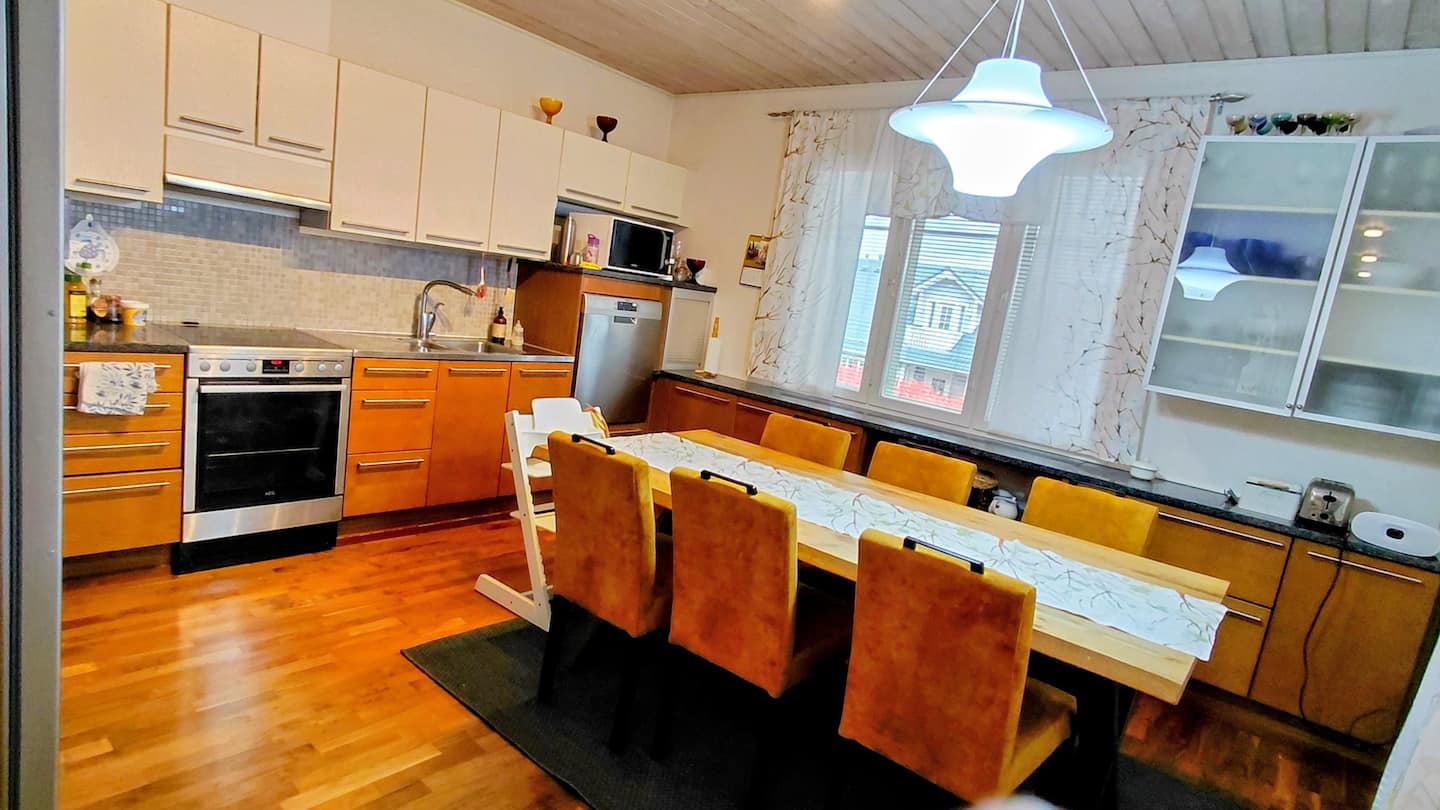 Big House For A Short-term Rent! 5