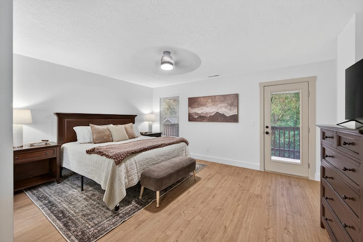 أهلًا وسهلًا بك في غرفة النوم الأساسية!