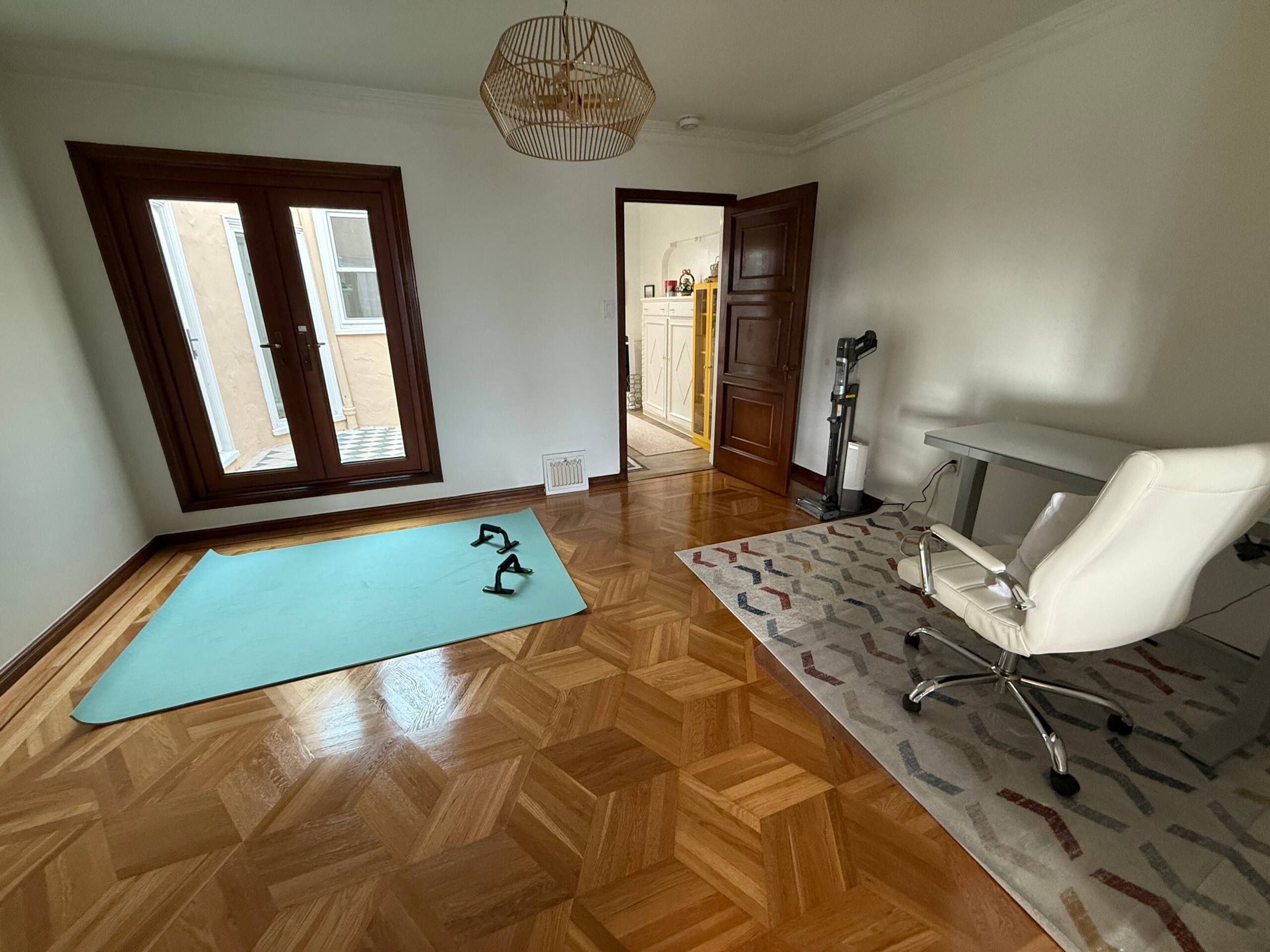Home in San Francisco · ★5.0 · 2 bedrooms · 2 beds · 1 bath - Image 3