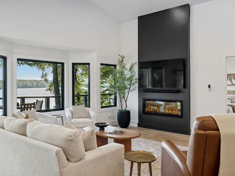 Popular Airbnb listing: Million Dollar Views + Luxury + Infinity Deck in Winchester