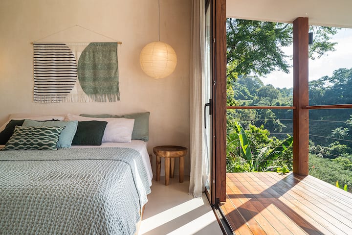 Private bedroom terrace over the jungle valley