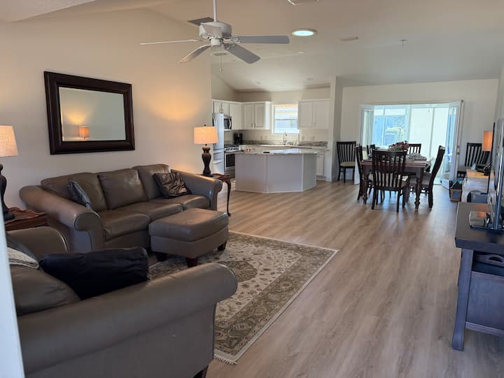 Newly Renovated Home Near Ashland Pool - The Villages, FL