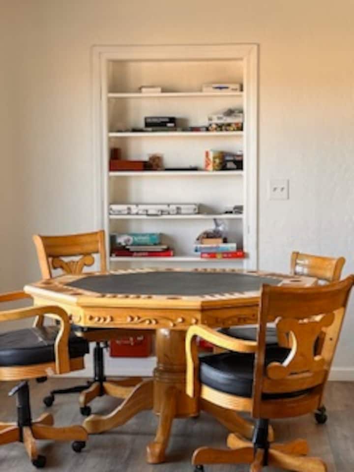 Wys Acres - Private Group Retreat -Sleeps Up To 19 - Lake Tulloch, CA