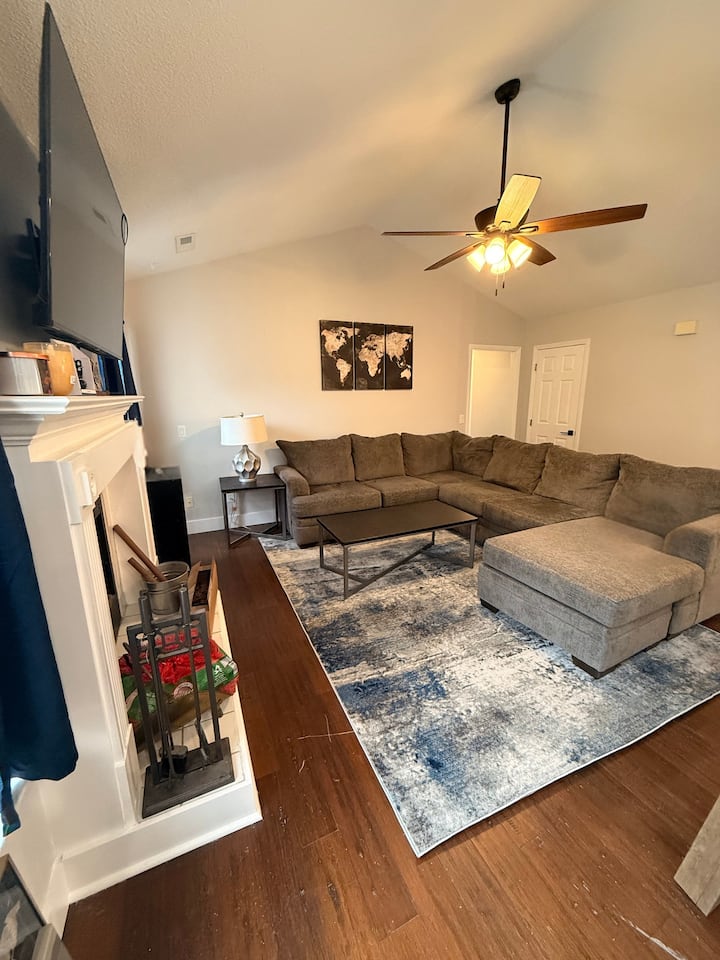 Cozy 3-bedroom Getaway With Private Yard - Wrightsville Beach, NC