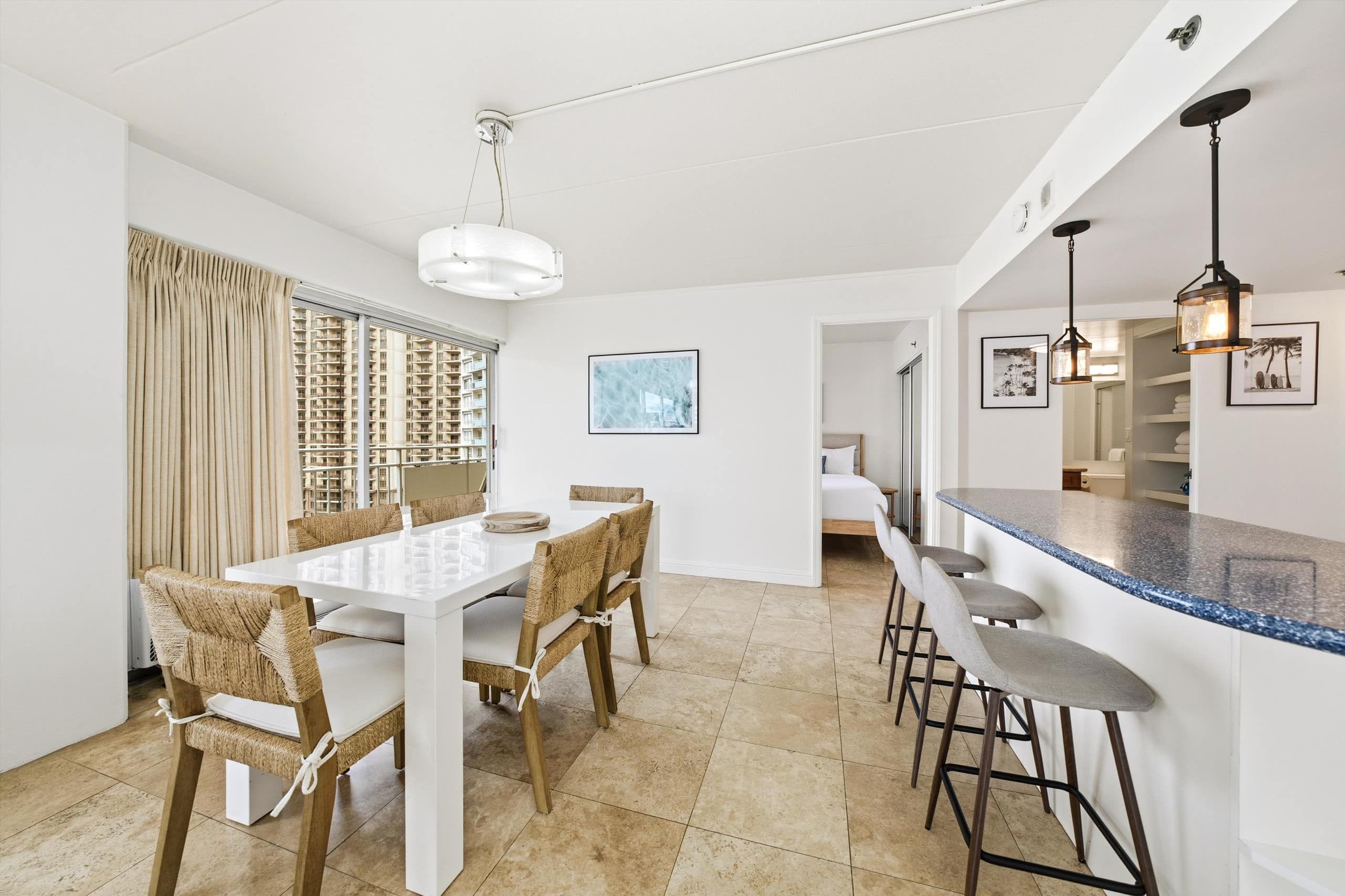 The Beach & Bliss Retreat - 2 BD, Free Parking - Image 20
