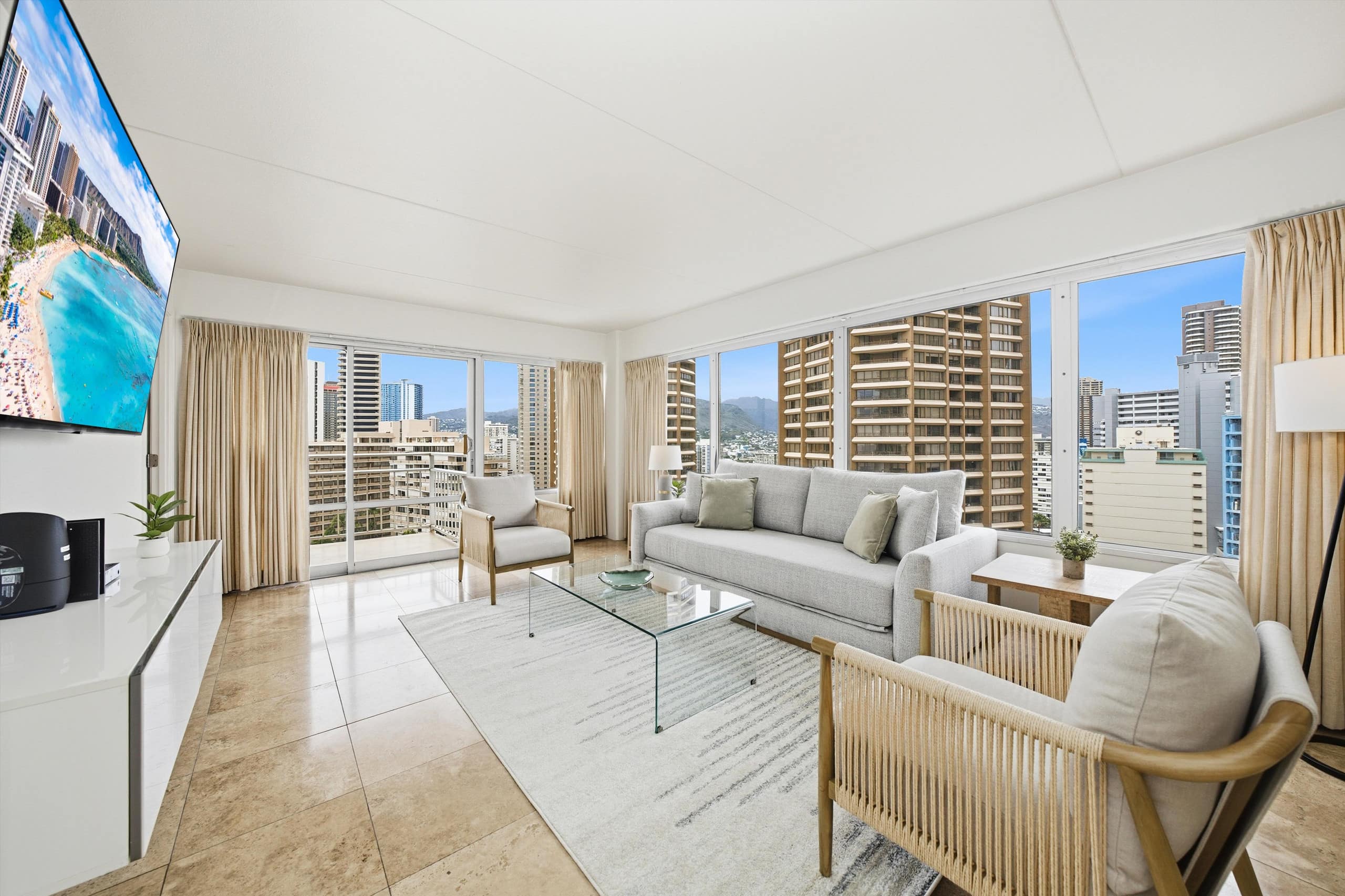 The Beach & Bliss Retreat - 2 BD, Free Parking - Image 6