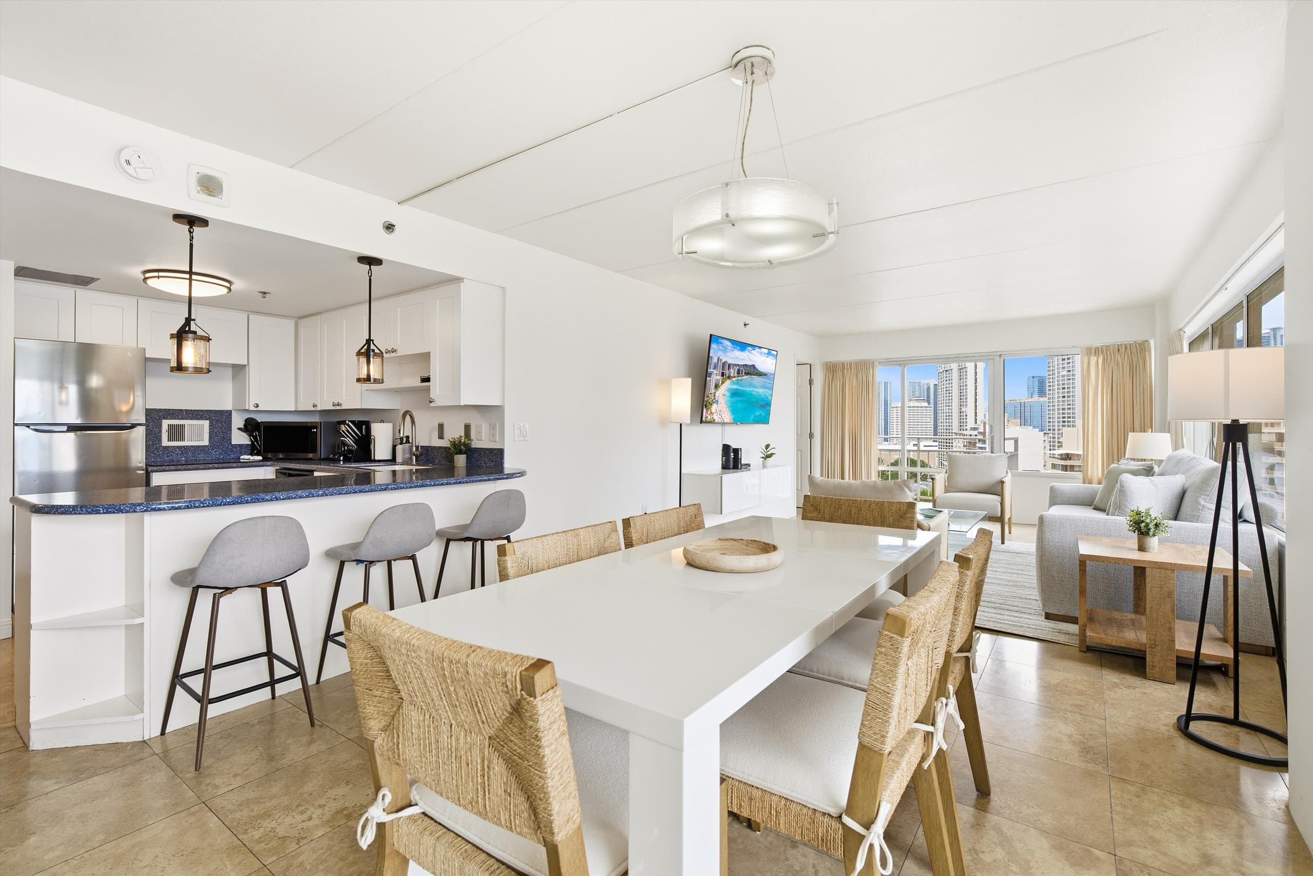 The Beach & Bliss Retreat - 2 BD, Free Parking - Image 16