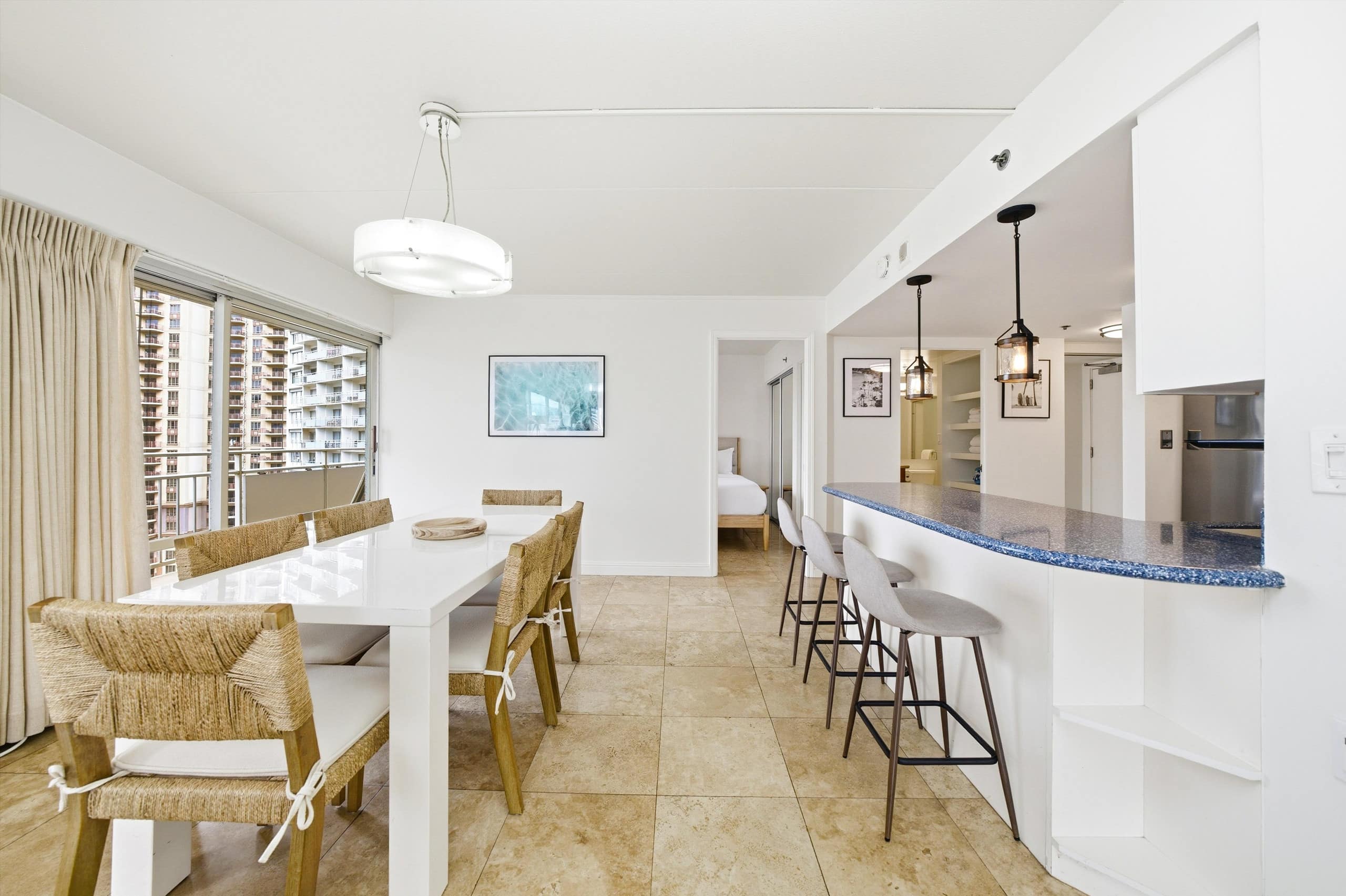 The Beach & Bliss Retreat - 2 BD, Free Parking - Image 15