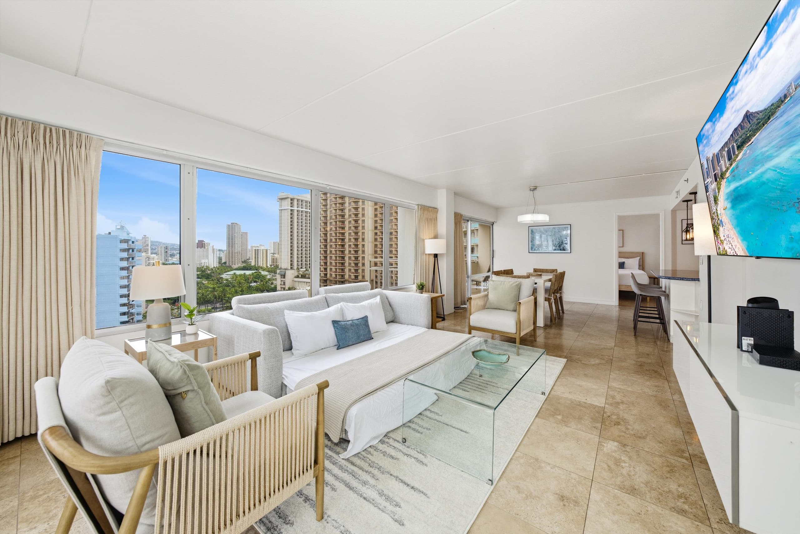 The Beach & Bliss Retreat - 2 BD, Free Parking - Image 8