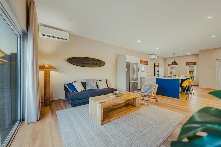 New Palm Beach 3br Villa– 3 Min To Beach | Bocobay - Aruba