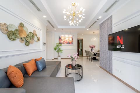 3BR Condo in Landmark 3 Vinhomes Central-L81 View