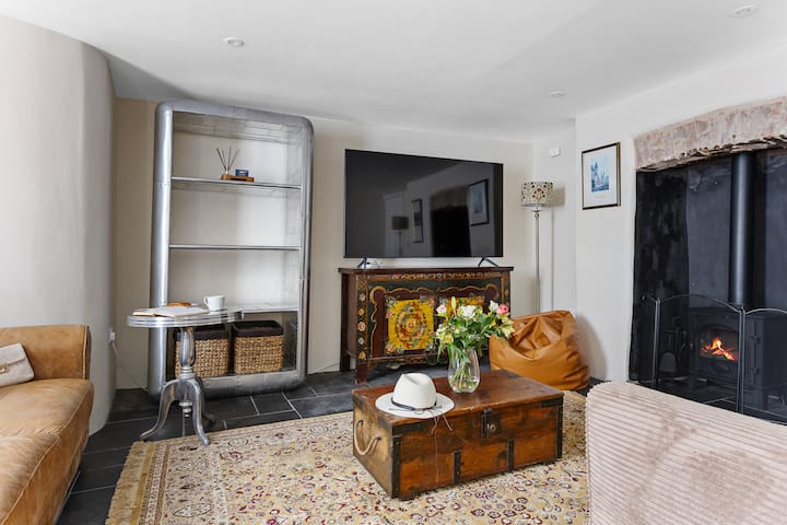 Spacious Lynton With 3 Living Rooms, 6 Bathrooms - 林頓
