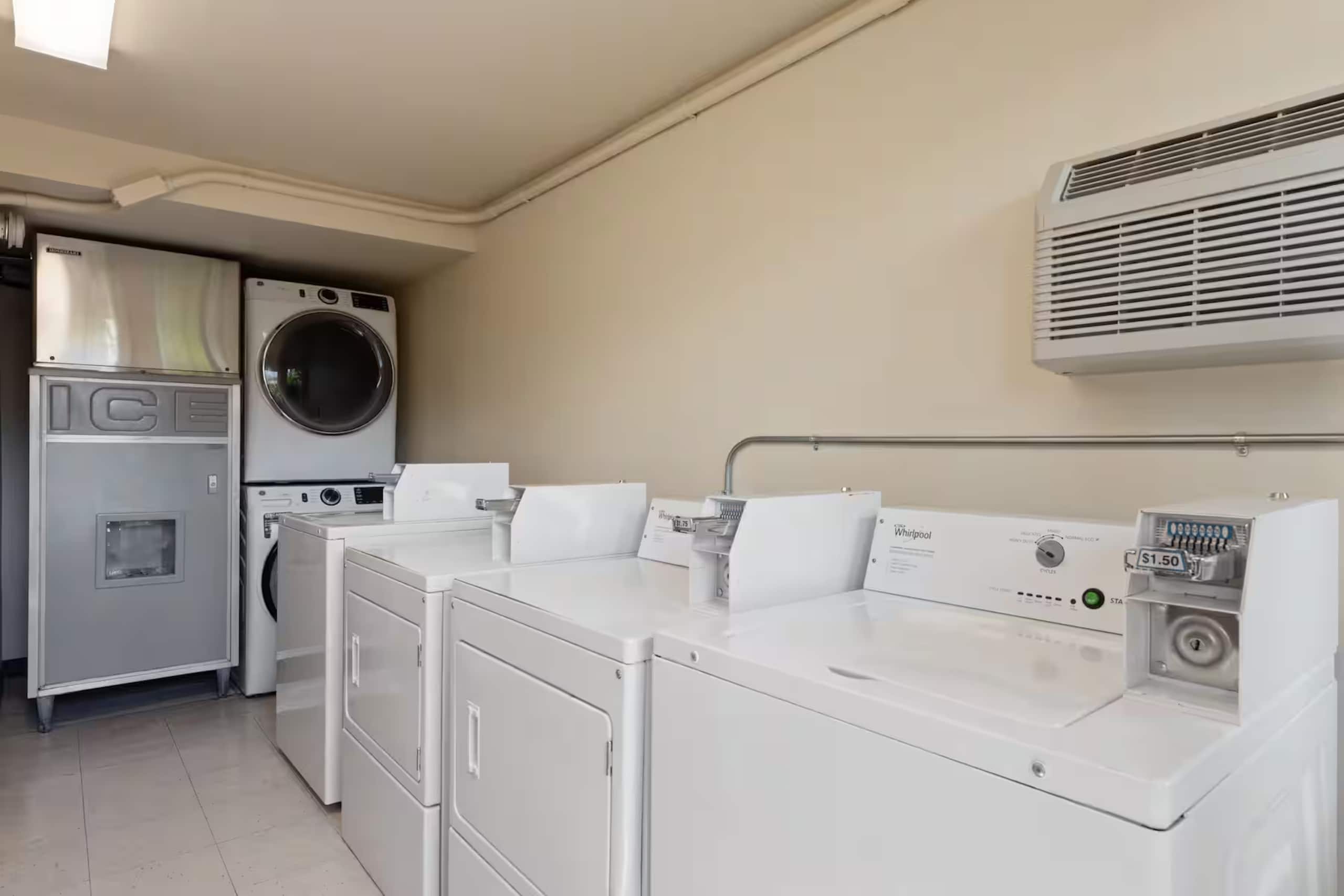 Hotel in Kihei · ★4.57 · 1 bedroom · 1 private bath - Image 10