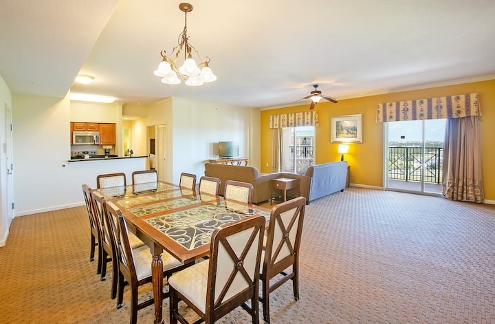 Near Disney-4br/4bath-balcony-free Parks Shuttle - Orlando, FL