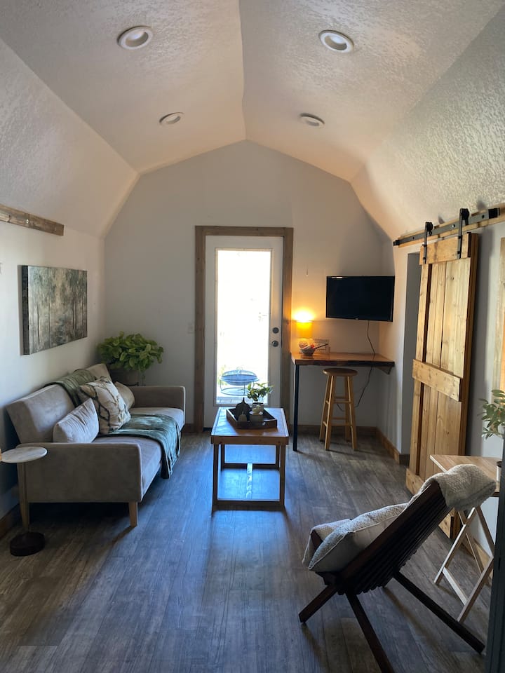 Peaceful Waterfront Cottage - Florida