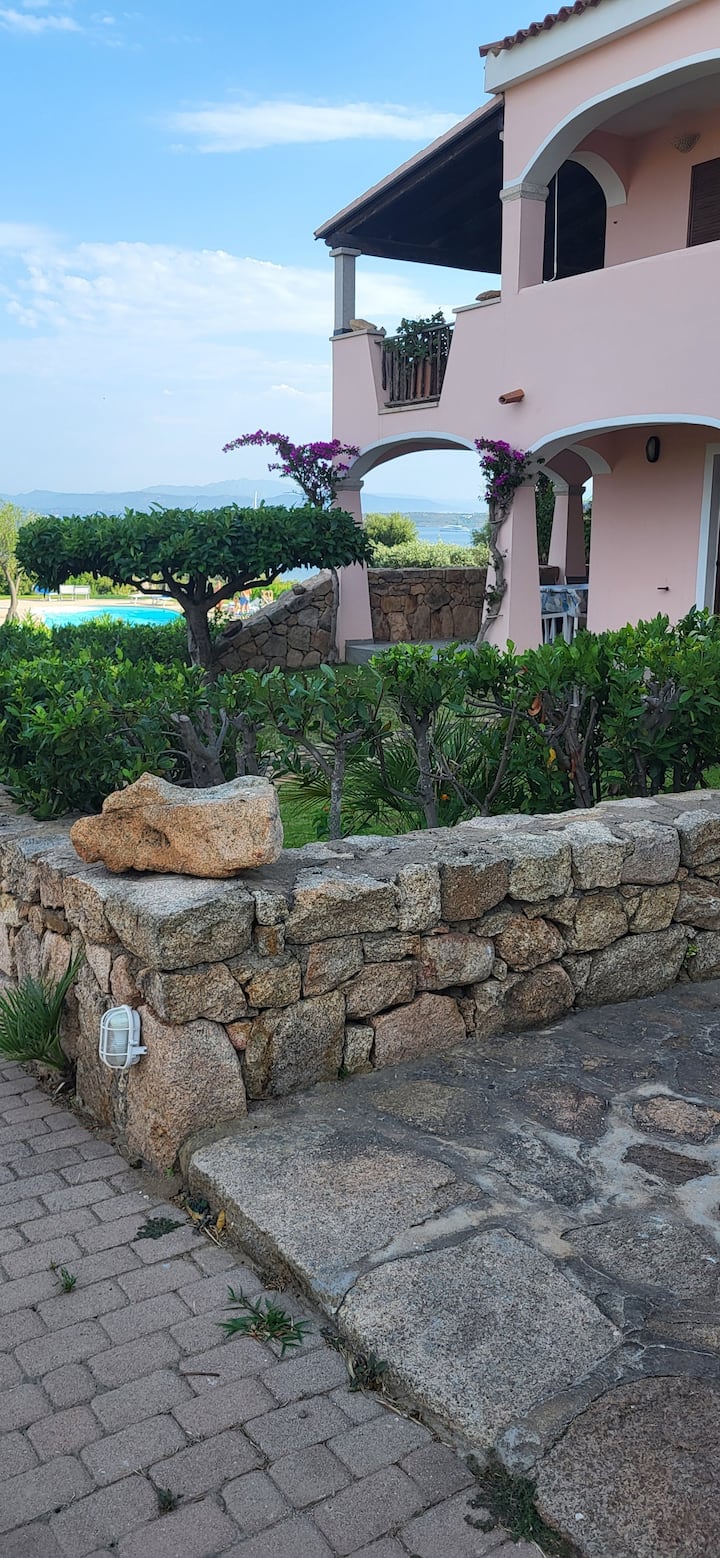 Spiaggia Bianca 
Gioia House - Golfo Aranci