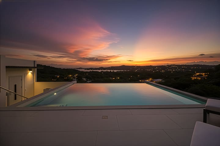 Casa Halcón • Modern Luxury Villa • Ocean Views