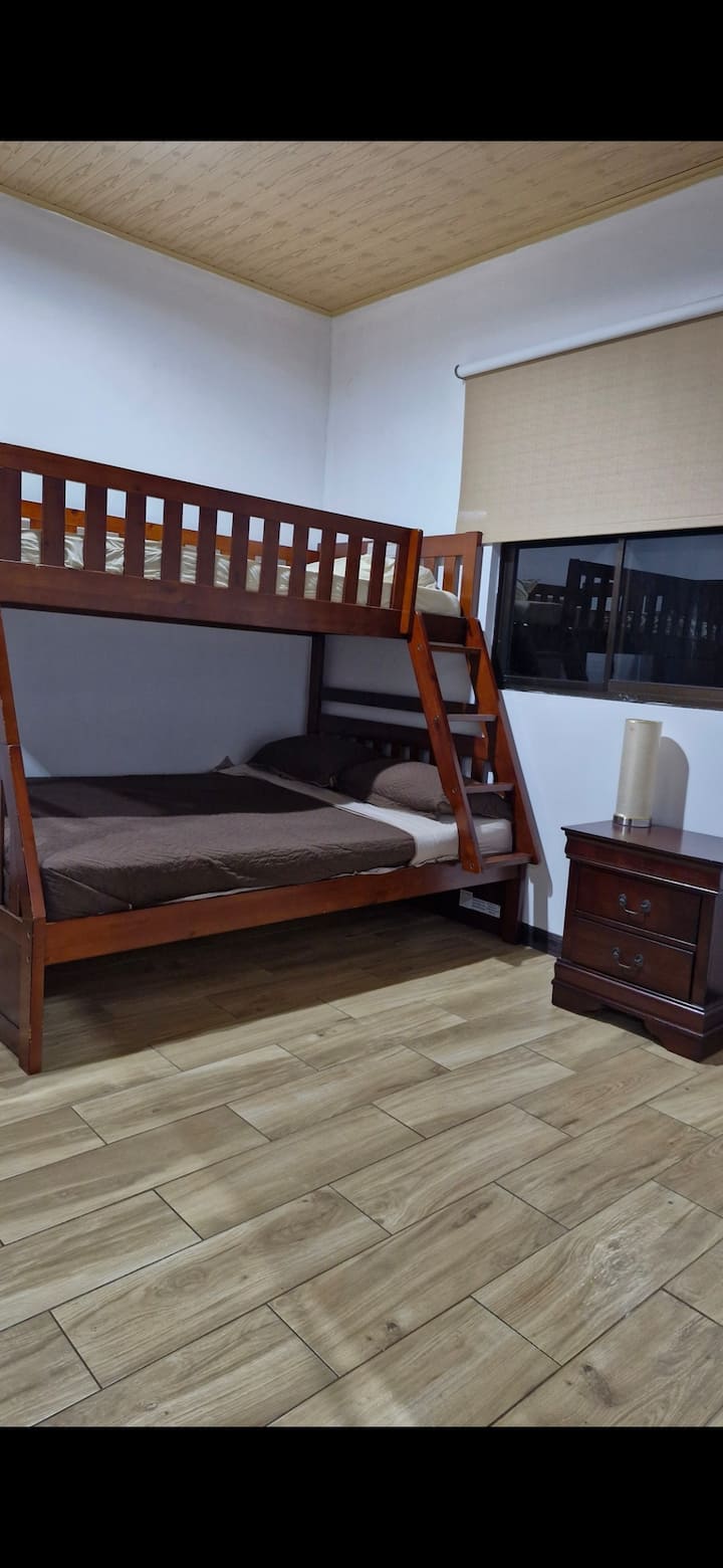 საძინებელი 2