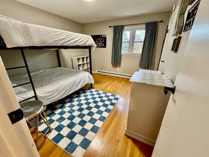 საძინებელი 3