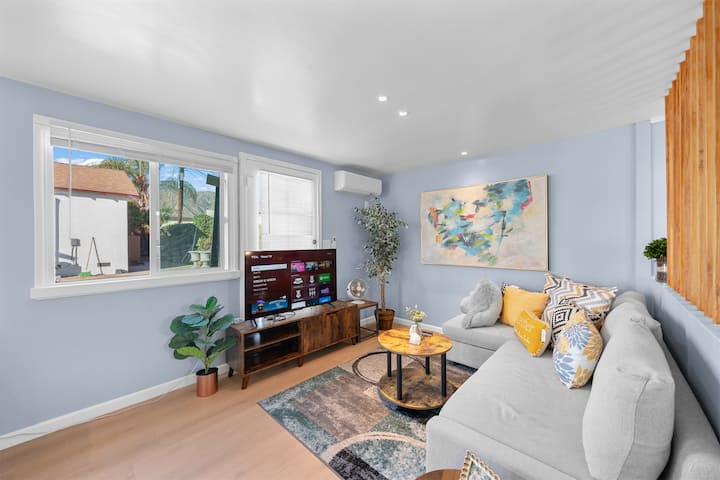 Popular Prime Setting Cozy Pasadena Modern Studio - Pasadena, CA