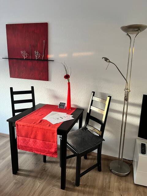 Erfolgreiche Airbnb-Immobilie: Apartment Düsseldorf - Trade Fair, Airport, Center in Lohausen