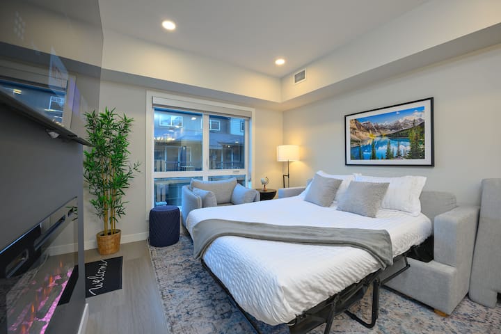 Rockies Retreat Getaway|heated Pool &Hot Tub - Canmore