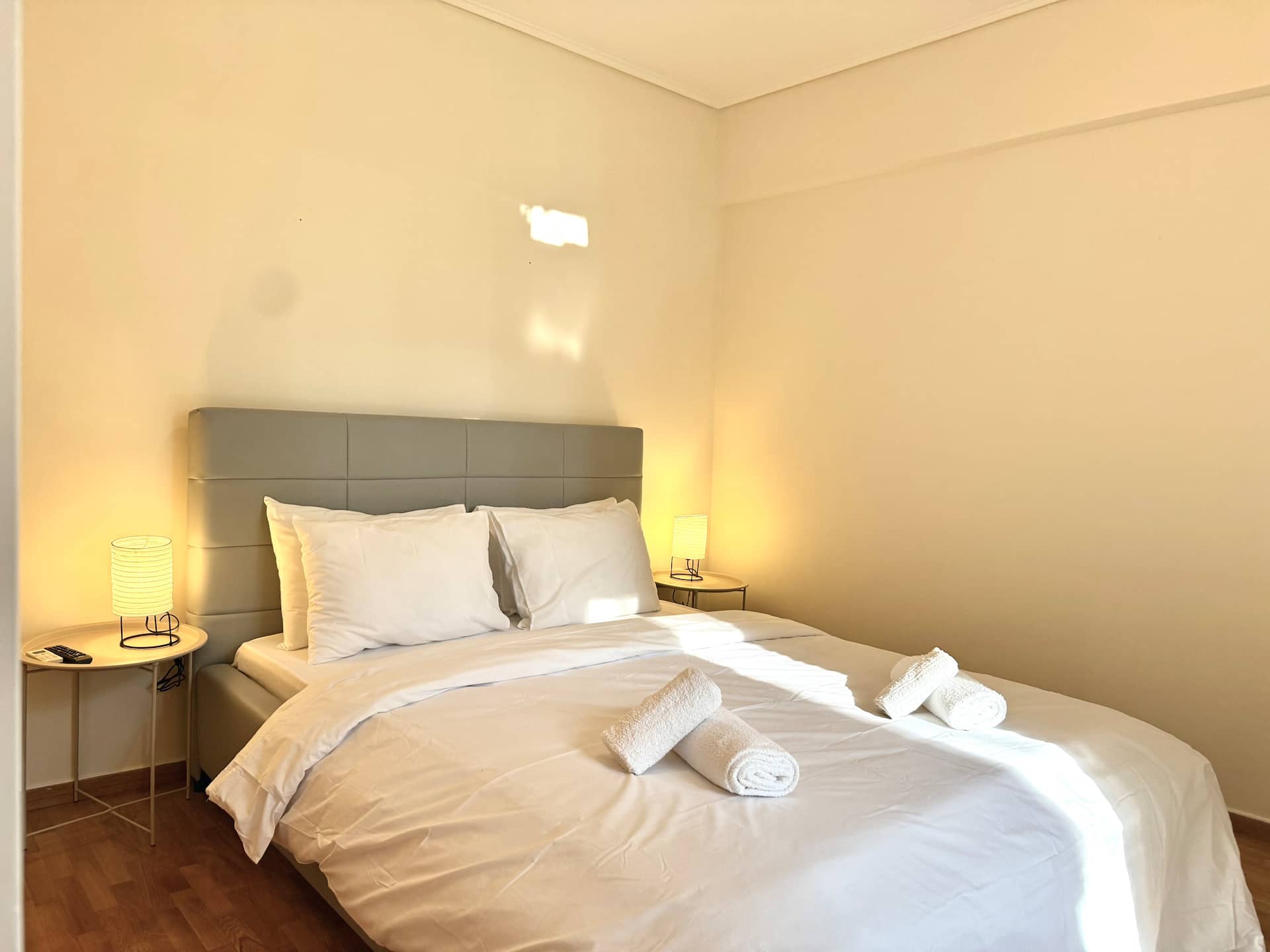 Bedroom detail E