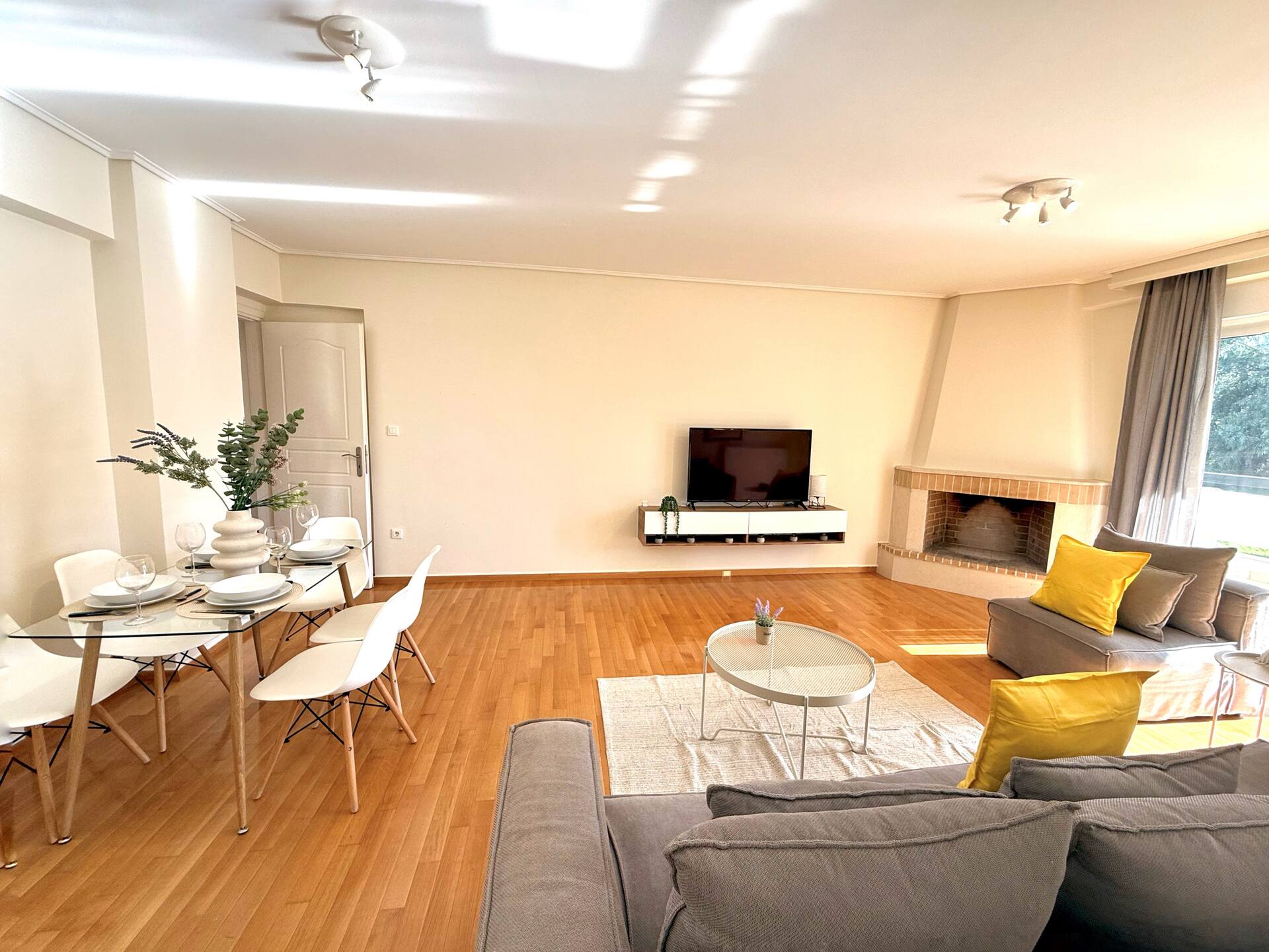 Living area 1