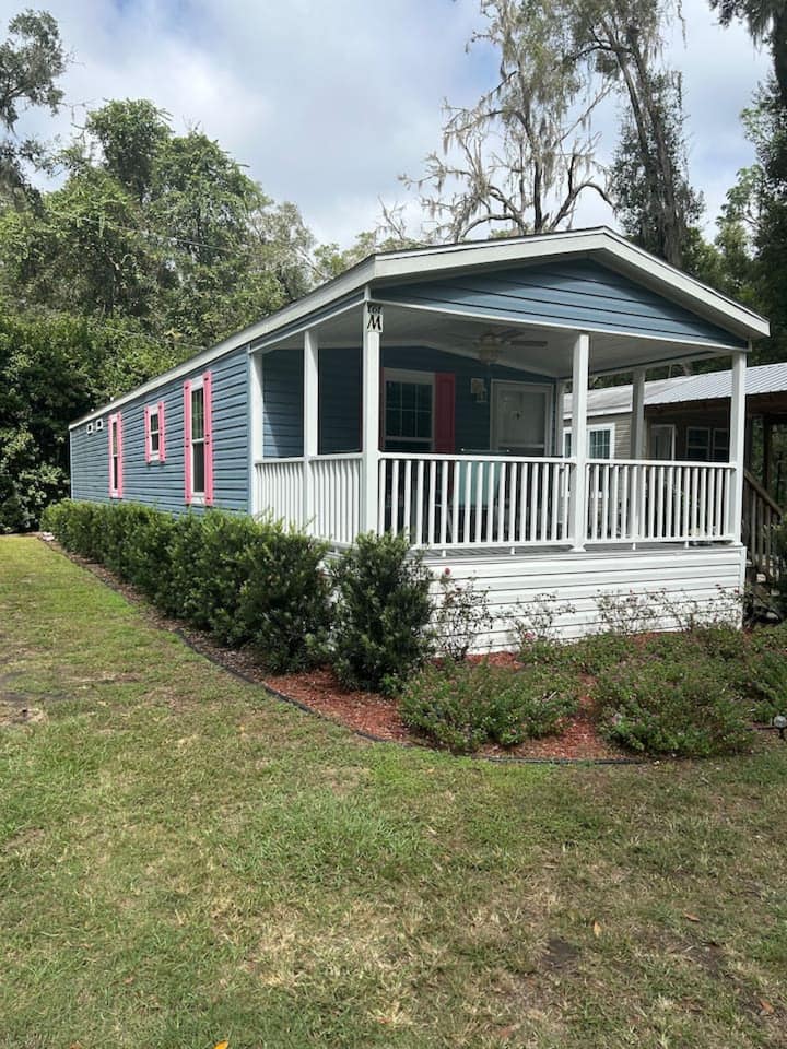 Pet Friendly Bungalow + Rainbow River Access - Dunnellon, FL