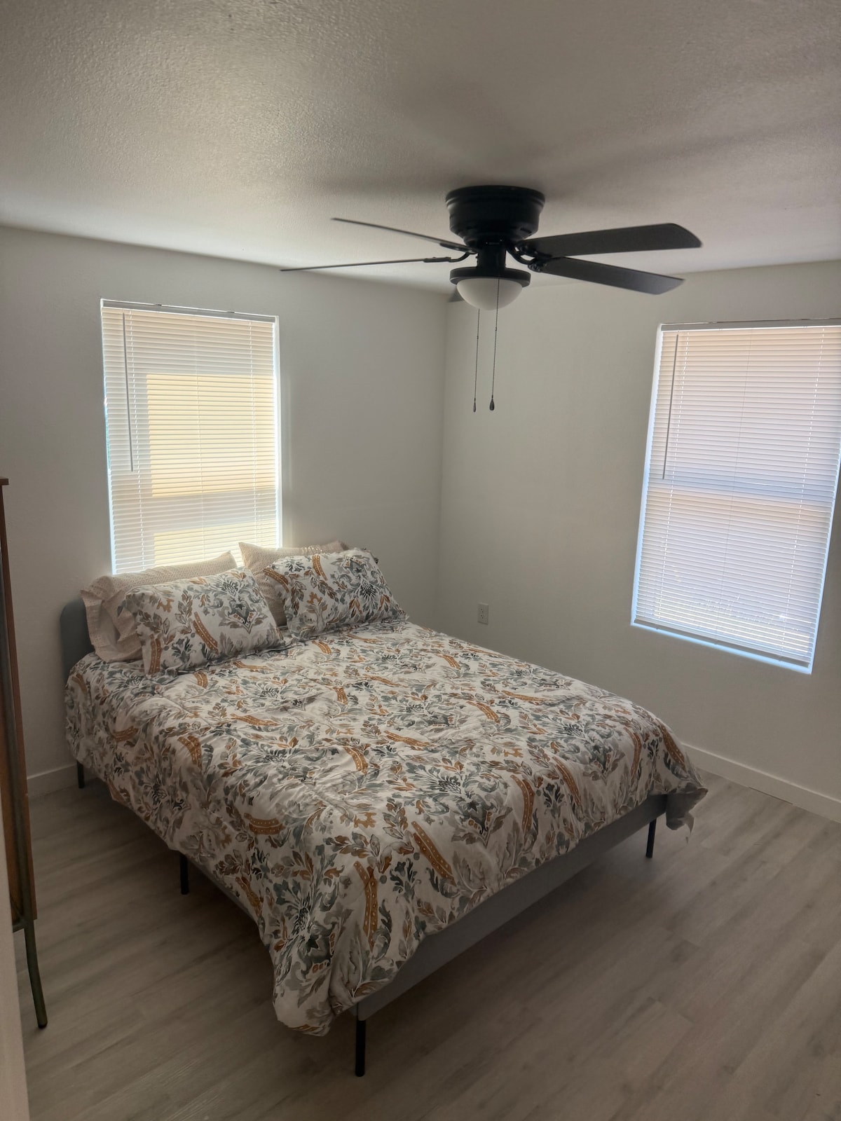 Cozy 2-Bedroom 1-Bath Retreat Near Downtown Austin