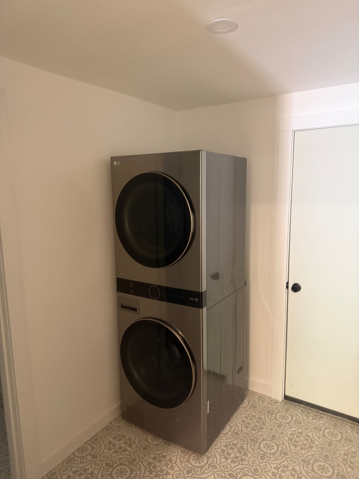 Cozy 2-Bedroom 1-Bath Retreat Near Downtown Austin