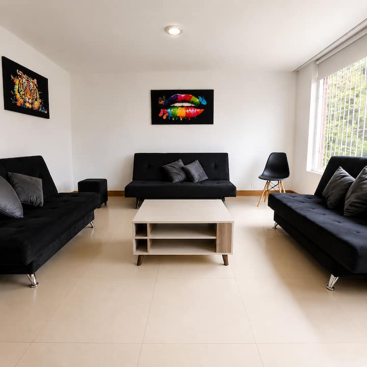 Casa Amplia Cerca A Zona T Y Parque De La 93 - Bogotá